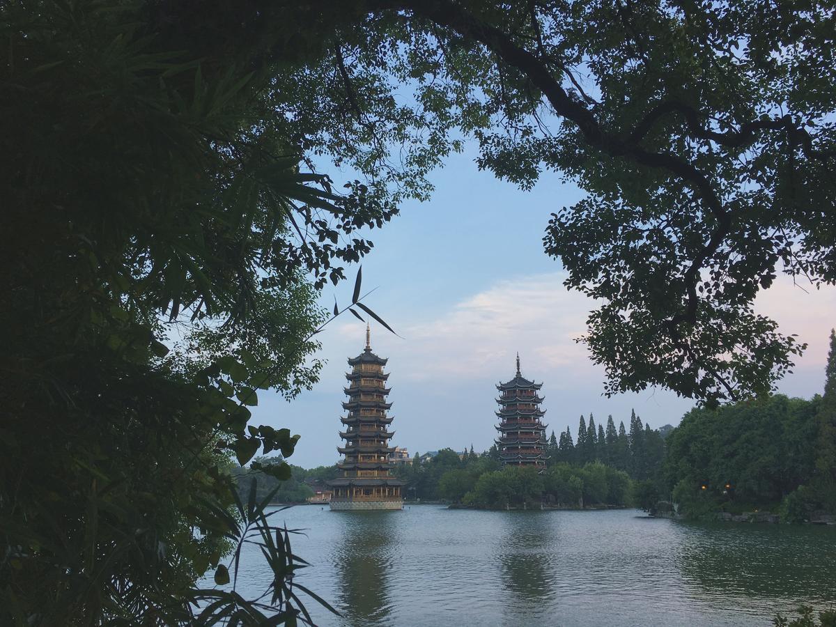 Guilin Cyan Box Guest House Exterior photo